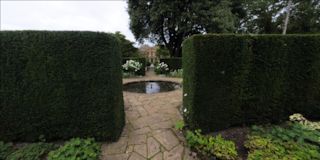 Tintinhull - Fountain Garden seating room